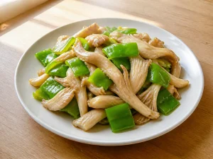 平菇炒青椒成品图